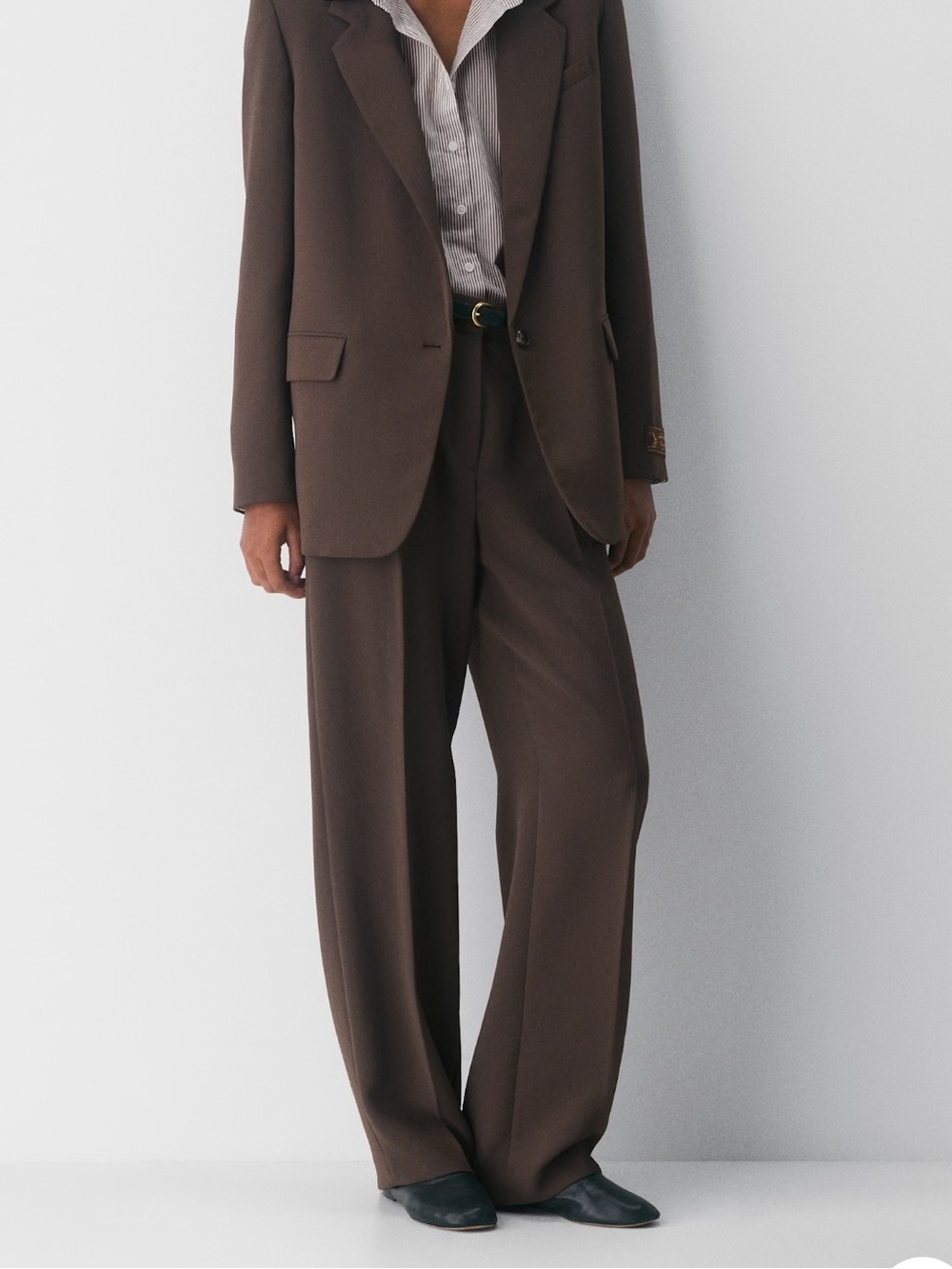 Aritzia Hi Rise Effortless Pants, rich mocha brown - Picture 6 of 16